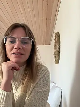 Snapshot of Milla__one chatting on 18, 2, 2025 Milla one online show from 18, 2, 2025