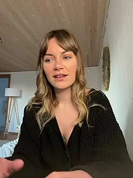 Snapshot of Milla__one chatting on 18, 2, 2025 Milla one online show from 18, 2, 2025