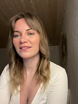 Snapshot of Milla__one chatting on 20, 2, 2025 Milla one online show from 20, 2, 2025