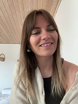 Snapshot of Milla__one chatting on 10, 3, 2025 Milla one online show from 10, 3, 2025