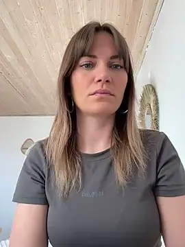 Snapshot of Milla__one chatting on 18, 3, 2025 Milla one online show from 18, 3, 2025