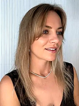 Snapshot of Milla__one chatting on 18, 9, 2025 Milla one online show from 18, 9, 2025