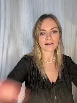 Snapshot of Milla__one chatting on 23, 9, 2025 Milla one online show from 23, 9, 2025