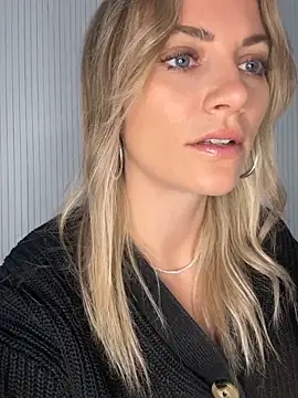 Snapshot of Milla__one chatting on 29, 9, 2025 Milla one online show from 29, 9, 2025