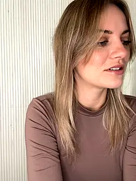 Snapshot of Milla__one chatting on 14, 10, 2025 Milla one online show from 14, 10, 2025