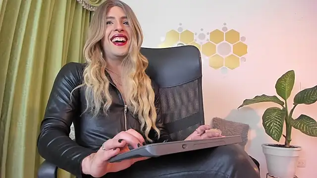 LukaCastillo online show from 27, 2, 2026