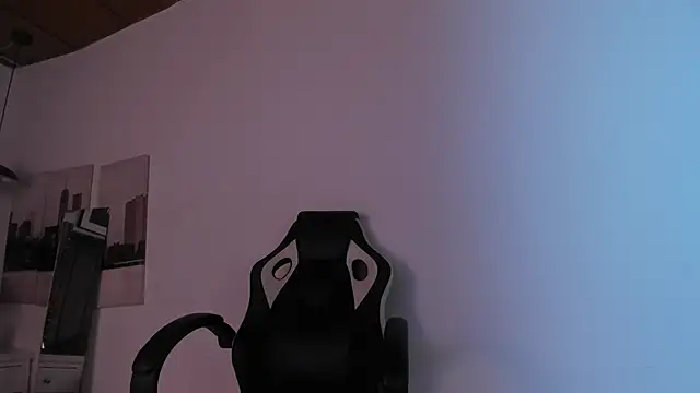 Snapshot of Alaia_Cute chatting on 7, 12, 2024 Alaia Cute online show from 7, 12, 2024