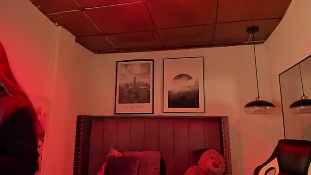 Snapshot of Alaia_Cute chatting on 17, 10, 2025 Alaia Cute online show from 17, 10, 2025