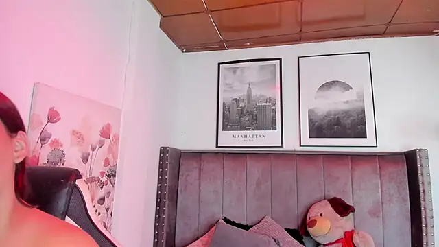 Snapshot of Alaia_Cute chatting on 20, 11, 2025 Alaia Cute online show from 20, 11, 2025