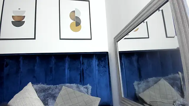 Alaia Cute online show from 7, 2, 2026