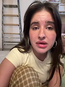 Sophie Avory online show from 4, 11, 2025