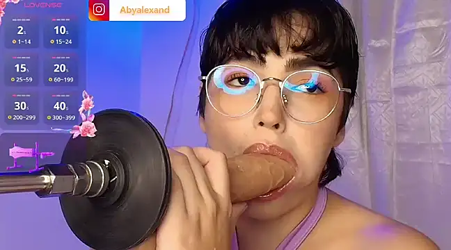 Snapshot of baby_alexx chatting on 2, 12, 2024 baby alexx online show from 2, 12, 2024