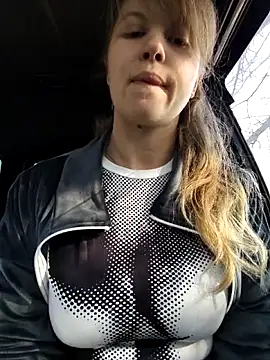 Snapshot of astiSWEET chatting on 11, 11, 2025 astiSWEET online show from 11, 11, 2025