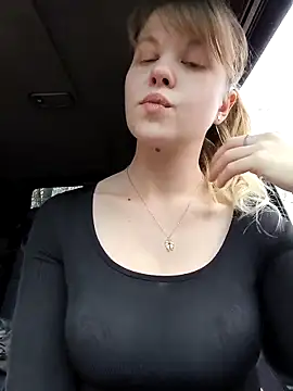 Snapshot of astiSWEET chatting on 13, 11, 2025 astiSWEET online show from 13, 11, 2025