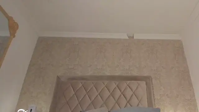 Snapshot of LiaFlowers chatting on 23, 2, 2025 LiaFlowers online show from 23, 2, 2025