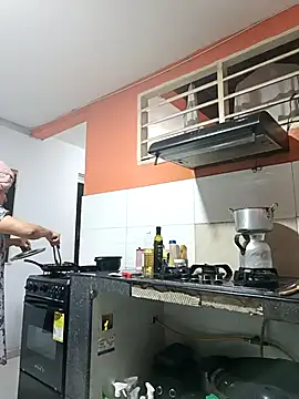 Snapshot of katysquirtdirty chatting on 9, 10, 2025 katysquirtdirty online show from 9, 10, 2025