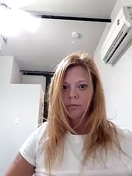 I am HER318 online show from 6, 10, 2025