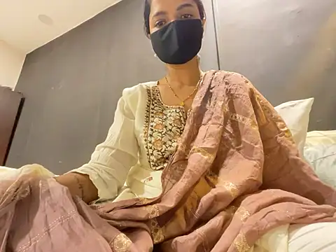 Snapshot of MaYaa__11 chatting on 9, 3, 2025 MaYaa 11 online show from 9, 3, 2025