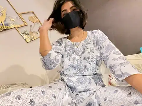 Snapshot of MaYaa__11 chatting on 18, 3, 2025 MaYaa 11 online show from 18, 3, 2025