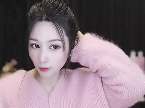 Nuyoah-77 online show from 11, 2, 2026