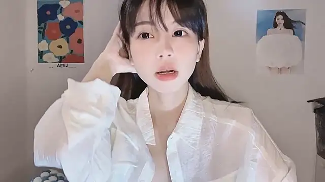 Snapshot of -Hottie chatting on 16, 12, 2025 -Hottie online show from 16, 12, 2025