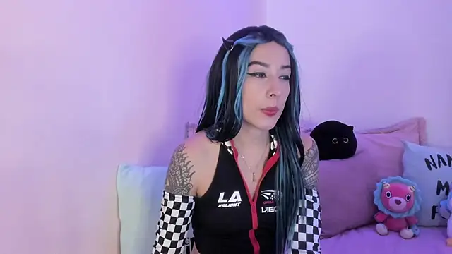 ValeriaCox online show from 24, 1, 2025