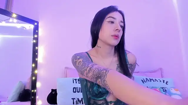 ValeriaCox online show from 30, 1, 2025