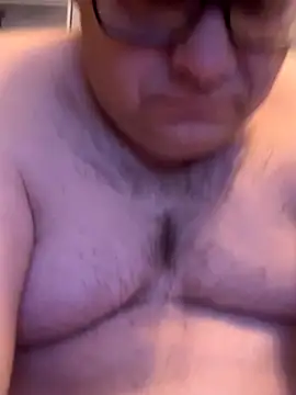 Snapshot of treatbobnicer chatting on 23, 11, 2025 treatbobnicer online show from 23, 11, 2025