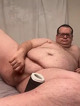 Snapshot of treatbobnicer chatting on 28, 11, 2025 treatbobnicer online show from 28, 11, 2025