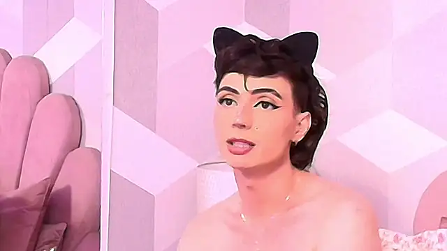 KylieMonnett online show from 7, 11, 2025