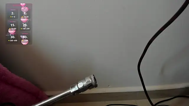 Snapshot of Elii_ross chatting on 11, 11, 2025 Elii ross online show from 11, 11, 2025