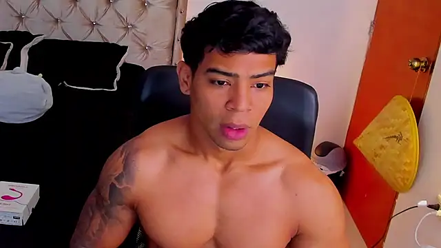 Andrew wolf7 online show from 7, 1, 2026