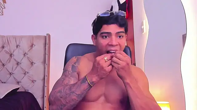 Andrew wolf7 online show from 3, 2, 2026