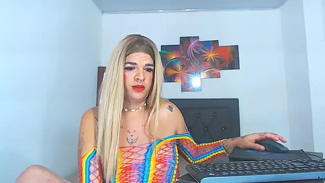 eloisaath online show from 23, 3, 2025