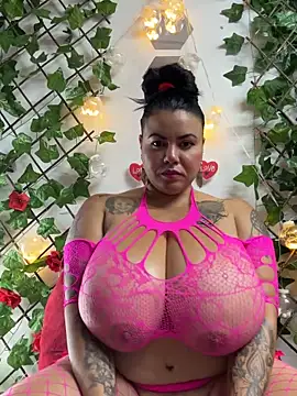Snapshot of alicia_squirt_big chatting on 10, 3, 2025 alicia squirt big online show from 10, 3, 2025