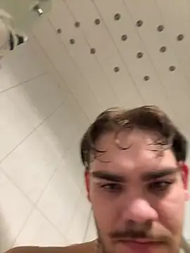 Snapshot of JuNIs_ chatting on 9, 11, 2025 JuNIs online show from 9, 11, 2025