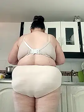 Snapshot of Madisonpalacio chatting on 28, 10, 2025 Madisonpalacio online show from 28, 10, 2025