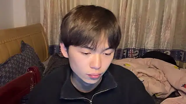 xiaottt1918 online show from 7, 1, 2025