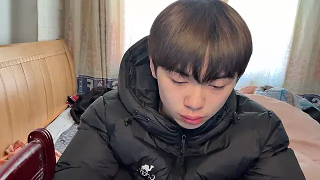 xiaottt1918 online show from 16, 1, 2025