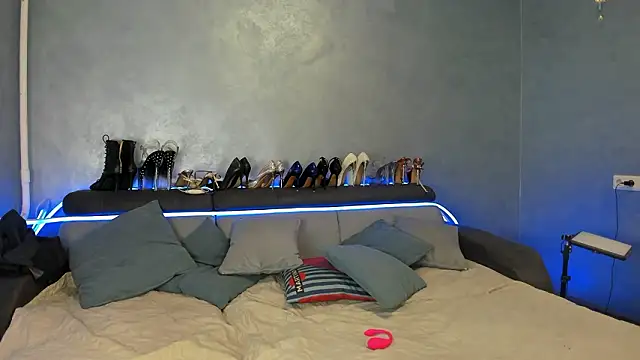 SEXDream777 online show from 9, 2, 2026