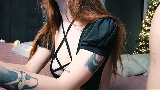 Snapshot of charlie_din chatting on 26, 12, 2024 charlie din online show from 26, 12, 2024