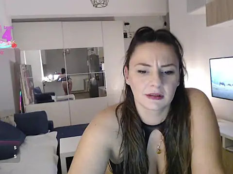 Snapshot of casssymooon chatting on 9, 10, 2025 casssymooon online show from 9, 10, 2025