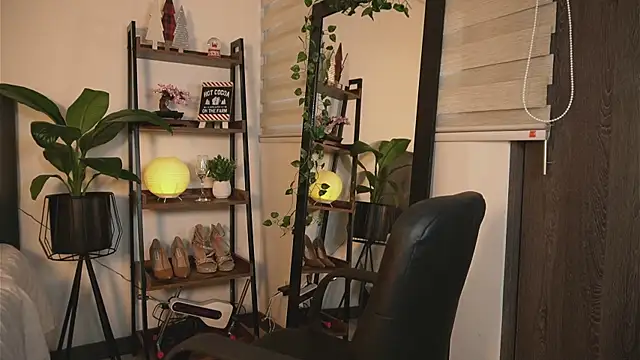 alexajhonsonsof online show from 4, 12, 2024