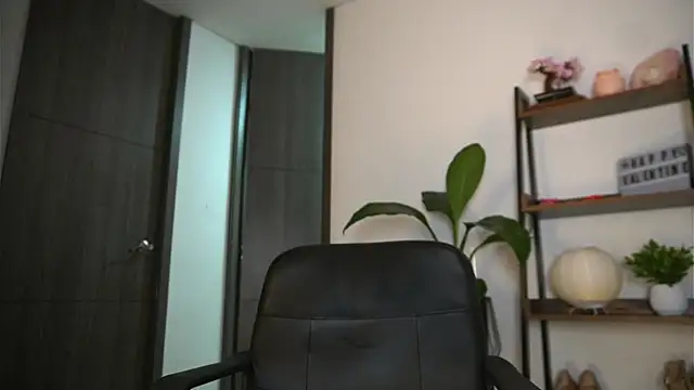 alexajhonsonsof online show from 4, 3, 2025