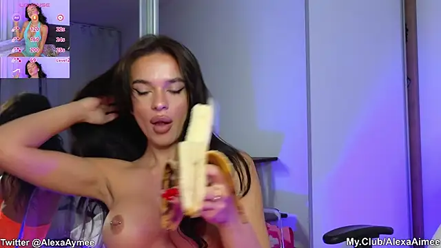 AlexaAimee online show from 19, 12, 2024