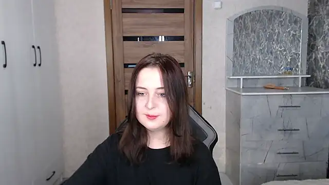 Kristy-Max online show from 12, 11, 2025