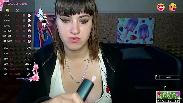 Snapshot of Amali_Ivanna_smit chatting on 15, 10, 2025 Amali Ivanna smit online show from 15, 10, 2025