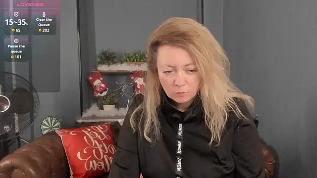 JesiaFoxi online show from 22, 12, 2025