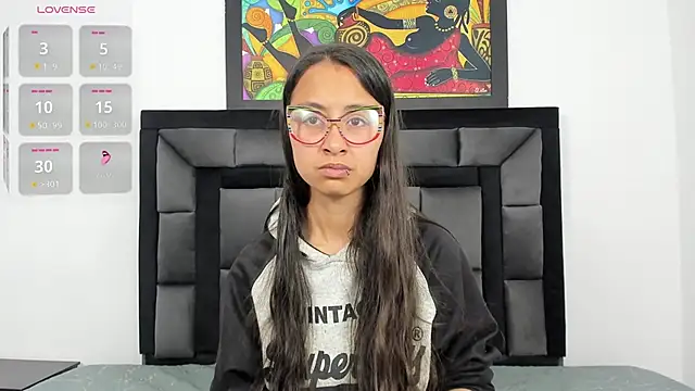 tatiana valencia online show from 17, 1, 2025