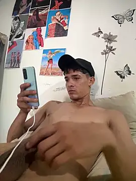 Snapshot of cristofer_988 chatting on 9, 3, 2025 cristofer 988 online show from 9, 3, 2025